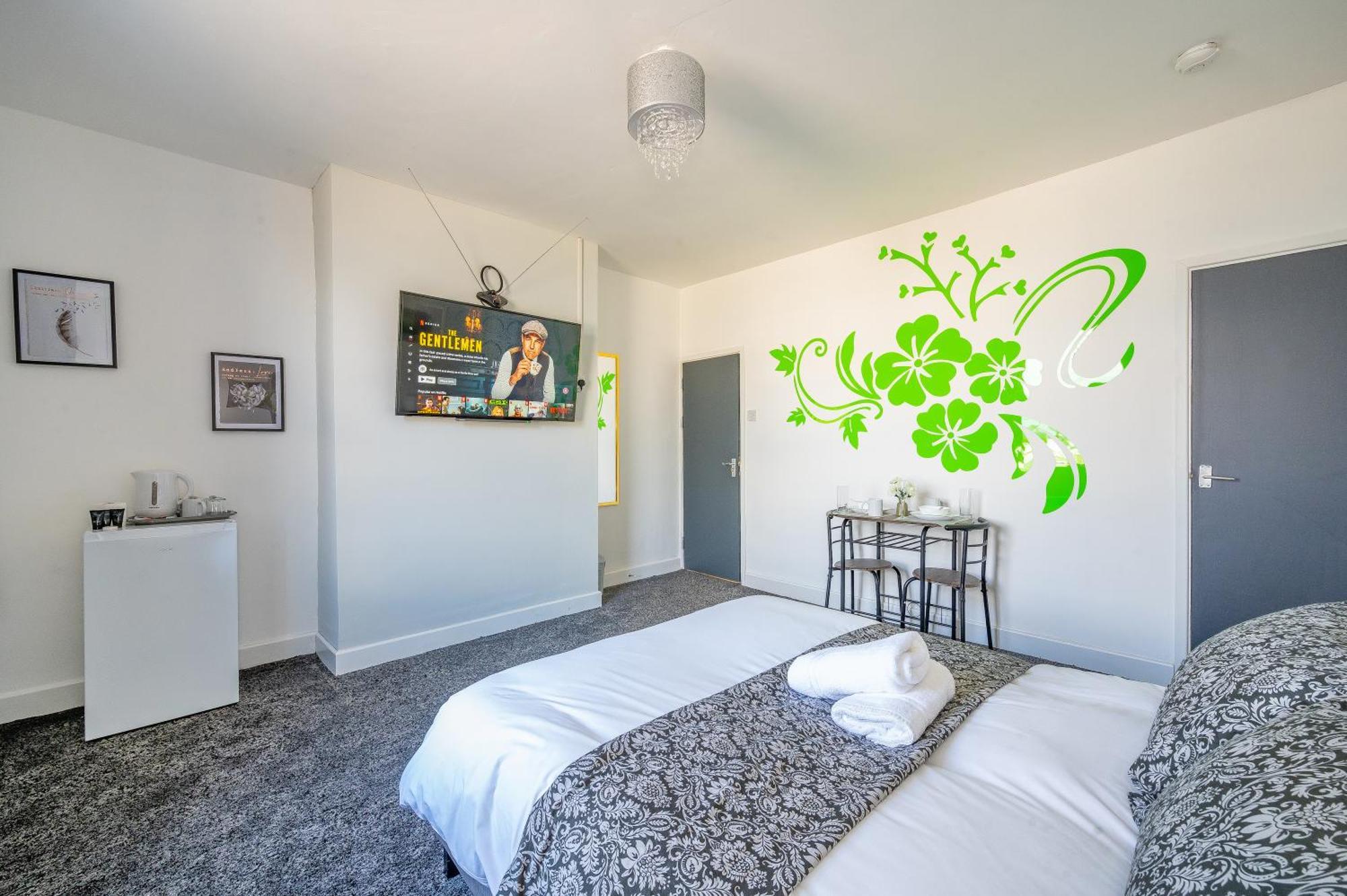 *rc246*for Your Relaxed & Cosy + Free Parking Privatunterkunft *
